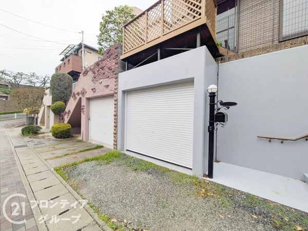 神戸市東灘区鴨子ケ原２丁目の中古一戸建て