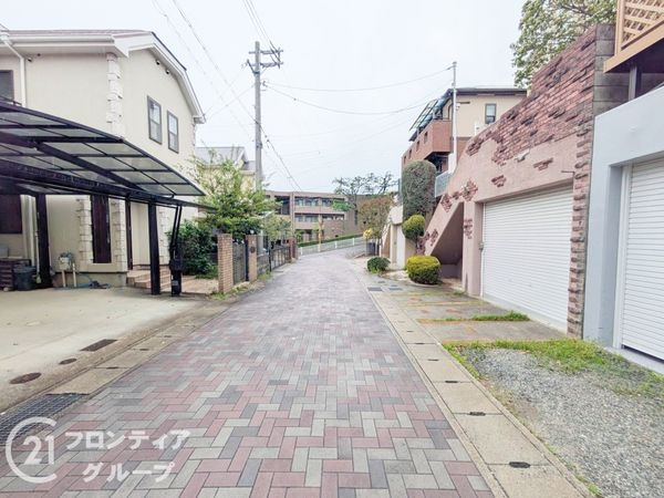 神戸市東灘区鴨子ケ原２丁目の中古一戸建て