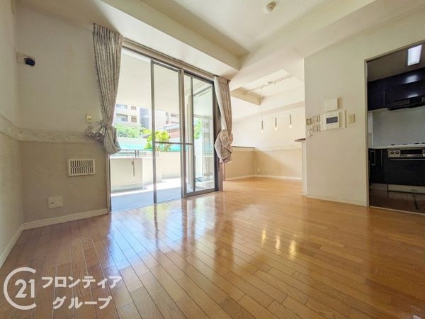 ファミール芦屋ガーデンスクエア１番館　中古マンション