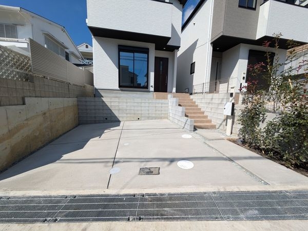 芦屋市朝日ケ丘町の中古一戸建て