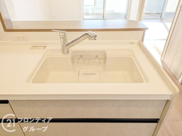 ＲＩＣウエストコート４番街５２４号棟　中古マンション