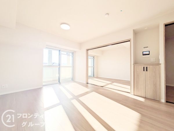 ＲＩＣウエストコート４番街５２４号棟　中古マンション