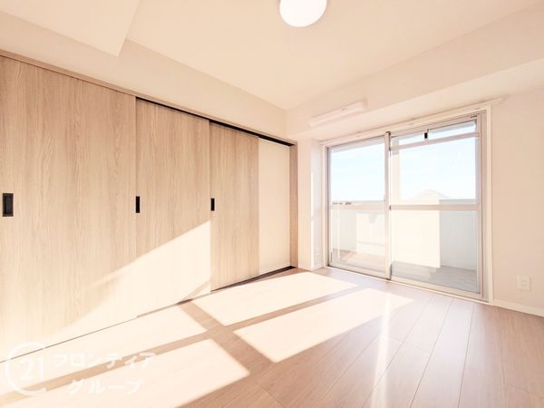 ＲＩＣウエストコート４番街５２４号棟　中古マンション