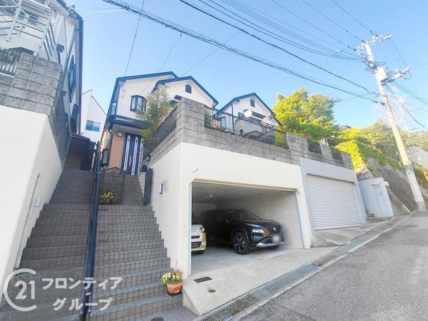 神戸市東灘区御影山手３丁目　中古一戸建て