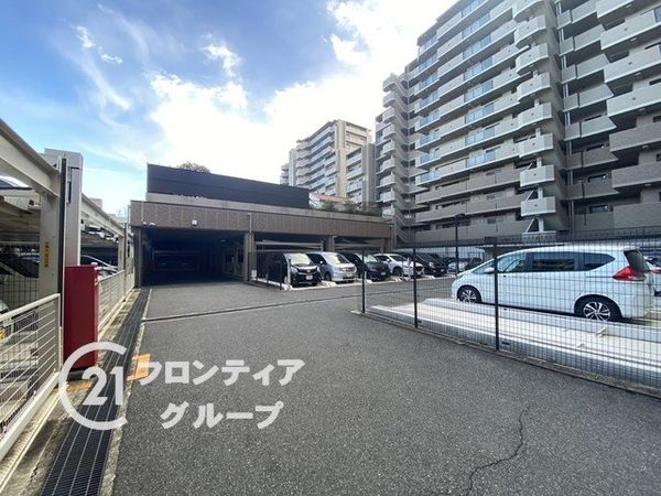 モンセーヌ住吉川公園１番館　中古マンション