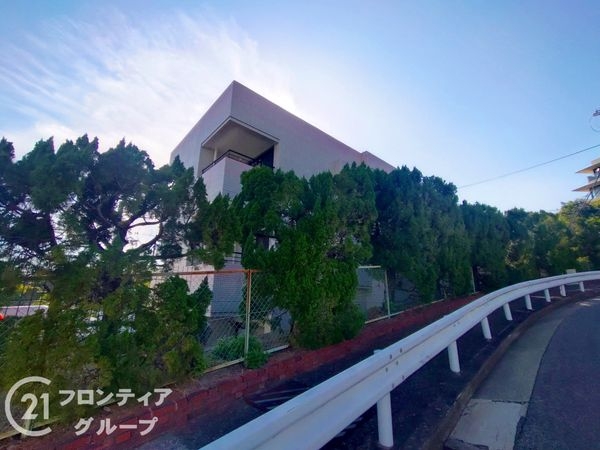 パレロワイヤル岡本　中古マンション