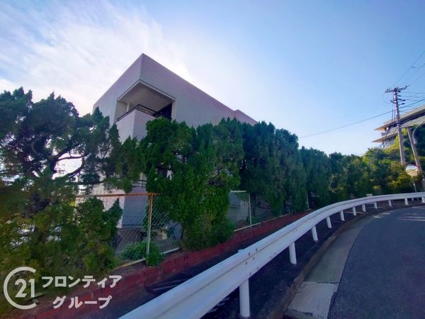 パレロワイヤル岡本　中古マンション
