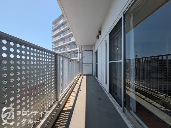 ＫＡＶＣ・コルポラレアルス　中古マンション
