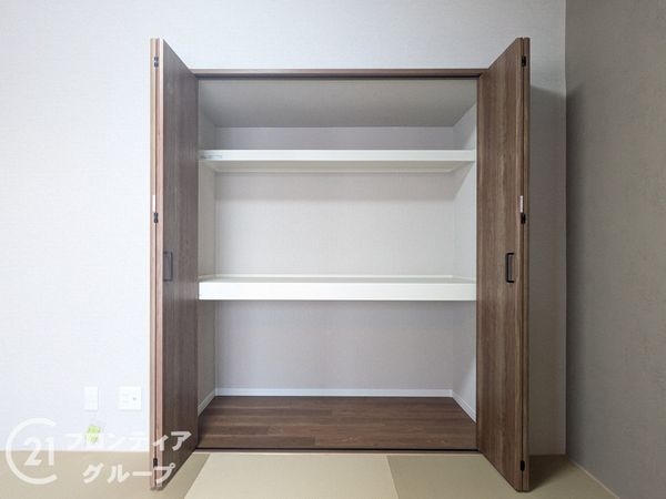 ＫＡＶＣ・コルポラレアルス　中古マンション