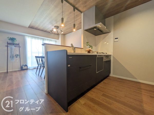 ＫＡＶＣ・コルポラレアルス　中古マンション
