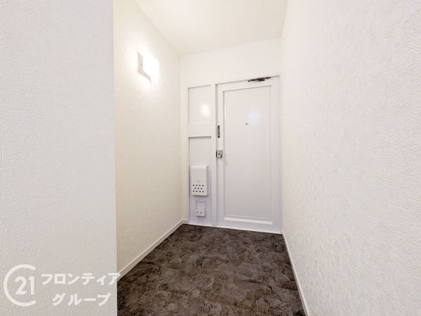 熊内スカイハイツ 中古マンション(玄関)