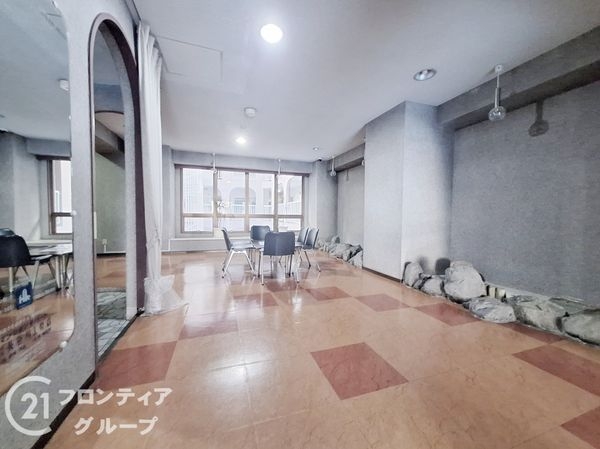 熊内スカイハイツ 中古マンション(ロビー)