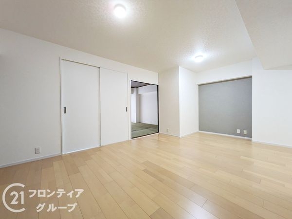 熊内スカイハイツ 中古マンション(リビング)