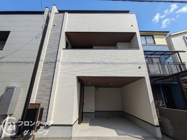 神戸市兵庫区東出町３丁目　新築一戸建て　B号棟