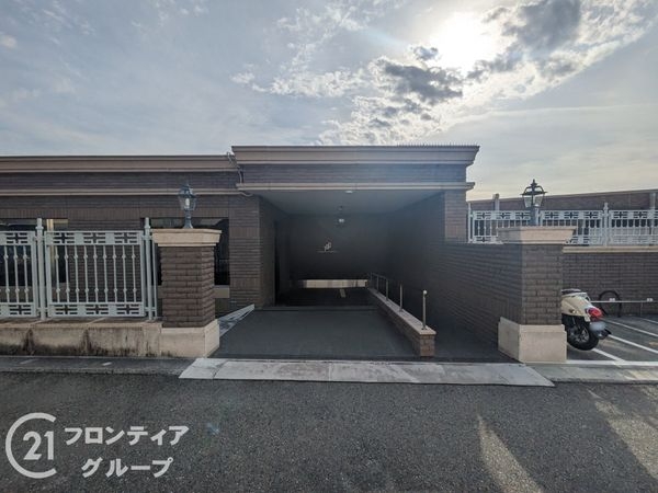ザ・岡本プレミアム　中古マンション