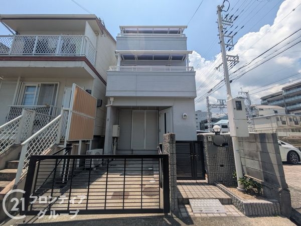 神戸市灘区篠原南町２丁目の中古一戸建て