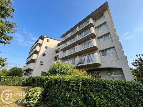芦屋緑1住宅1号棟 中古マンション