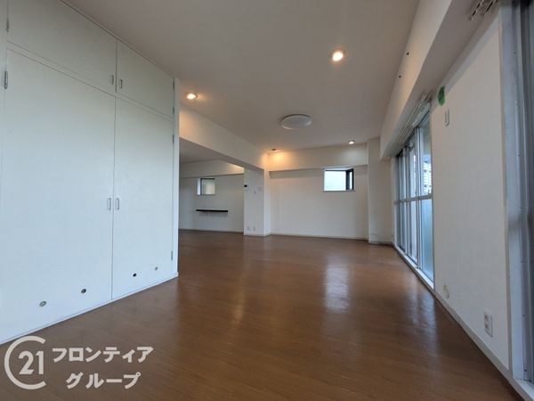 芦屋緑１住宅１号棟　中古マンション