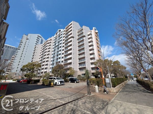 ＲＩＣイーストコート四番街１２９号棟　中古マンション