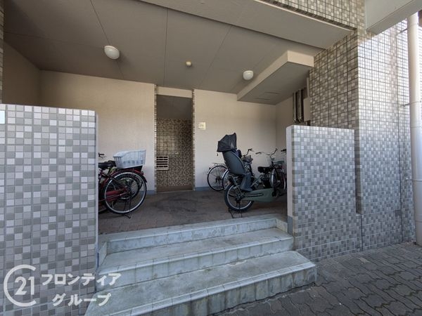 ＲＩＣイーストコート四番街１２９号棟　中古マンション