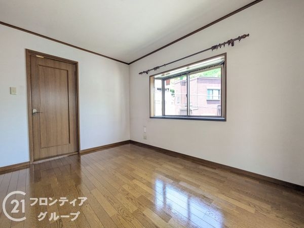 神戸市東灘区西岡本６丁目の中古一戸建て