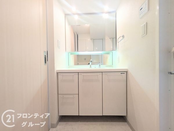 ワコーレ神戸灘タワー　中古マンション