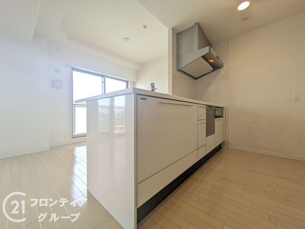 ワコーレ神戸灘タワー　中古マンション