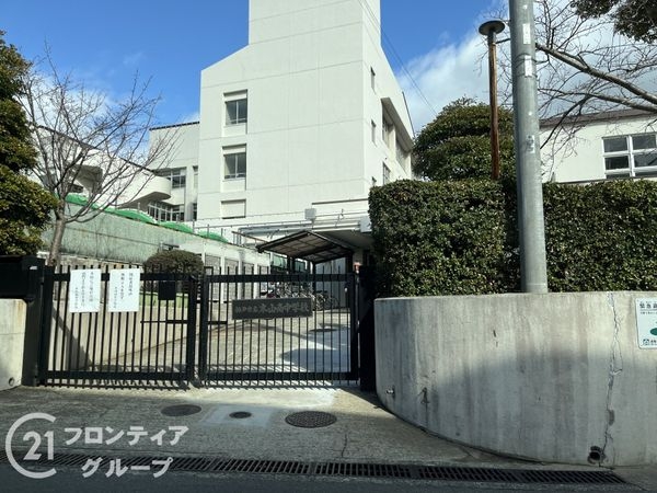 本山ロイヤルマンション　中古マンション(神戸市立本山南中学校)