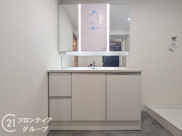 ラ・ヴェール芦屋３　６号棟　中古マンション
