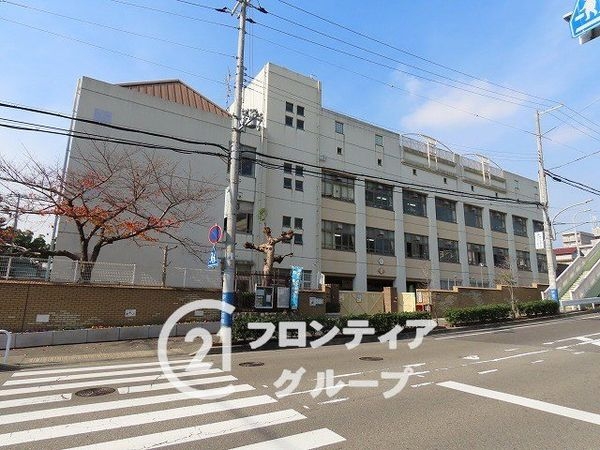サンクタスコート芦屋バーティカル・ヴィラＣ棟　中古マンション(芦屋市立宮川小学校)