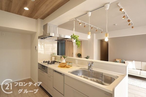 クローバーハイツ三宮　中古マンション