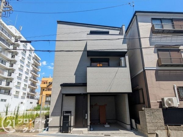神戸市灘区記田町１丁目　新築一戸建て