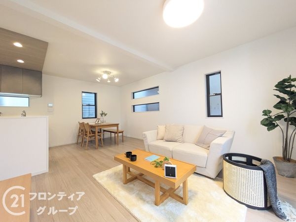 神戸市灘区記田町１丁目　新築一戸建て