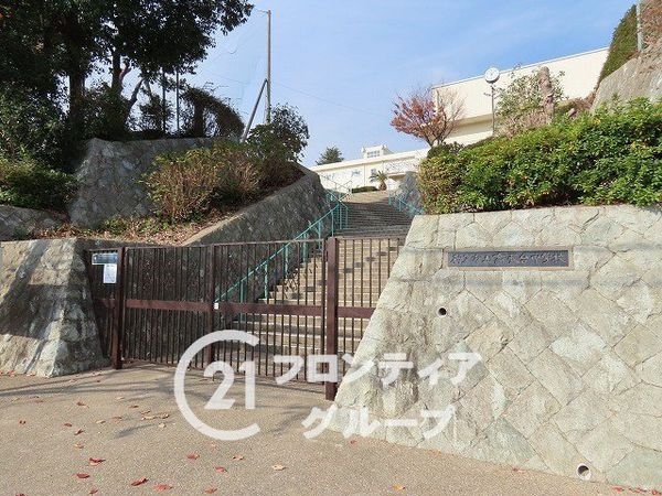 ルネ神戸宮川町さくら坂　中古マンション(神戸市立高取台中学校)