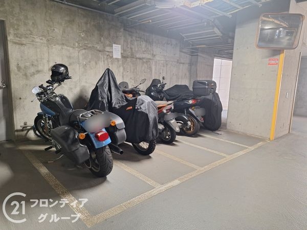 ＲＩＣイーストコート８番街１番館　中古マンション