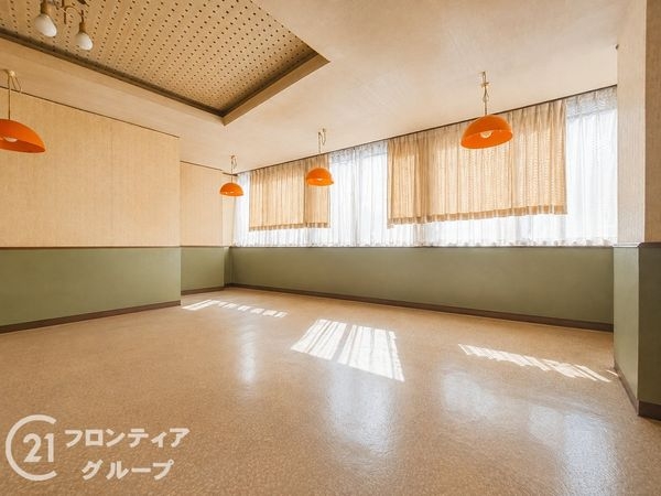 神戸市中央区東川崎町７丁目の中古一戸建て