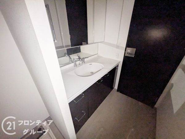 ロジュマンスティーロ御影　中古マンション