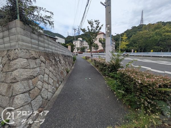 神戸市灘区鶴甲２丁目の中古一戸建て