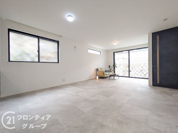 神戸市灘区鶴甲２丁目の中古一戸建て