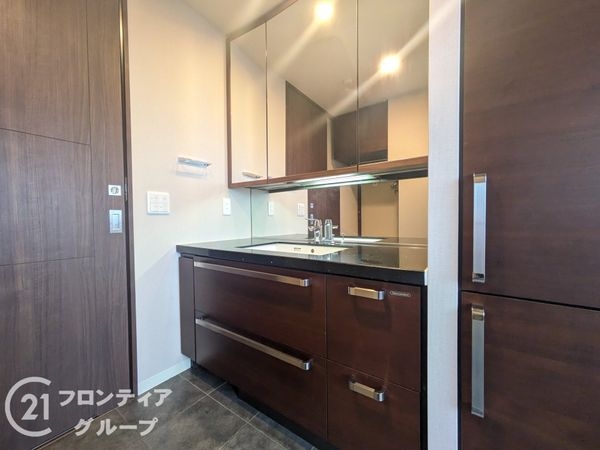 エヌヴィ西岡本レジデンス　中古マンション
