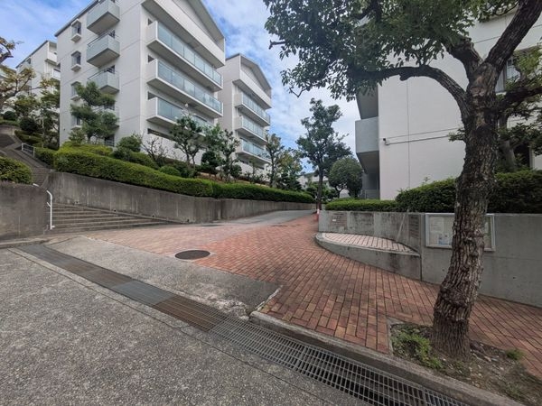 日商岩井芦屋ガーデンヒルズＡ　中古マンション