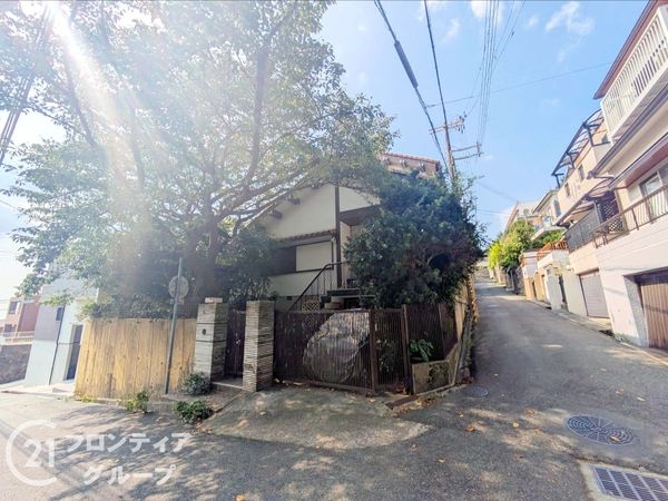 神戸市灘区箕岡通４丁目　中古一戸建て