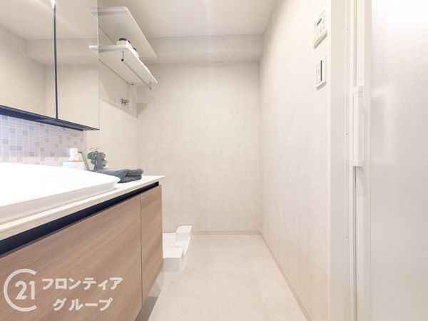 ＲＩＣイーストコート３番街１０１号棟　中古マンション