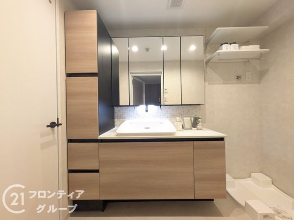 ＲＩＣイーストコート３番街１０１号棟　中古マンション