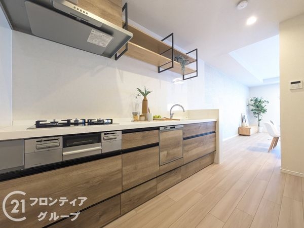 ＲＩＣイーストコート３番街１０１号棟　中古マンション