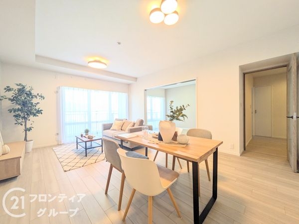 ＲＩＣイーストコート３番街１０１号棟　中古マンション