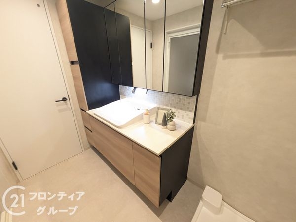 ＲＩＣイーストコート３番街１０１号棟　中古マンション