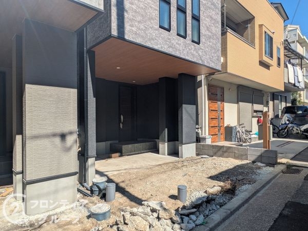 神戸市兵庫区馬場町　新築一戸建て　B号棟
