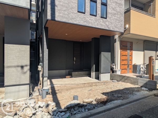 神戸市兵庫区馬場町　新築一戸建て　B号棟