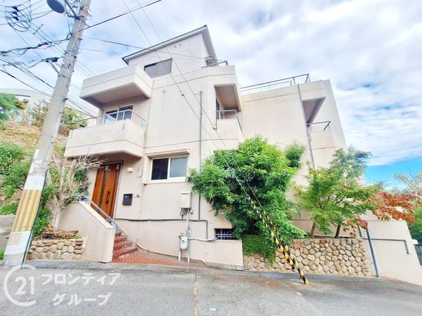神戸市東灘区森北町５丁目　中古一戸建て